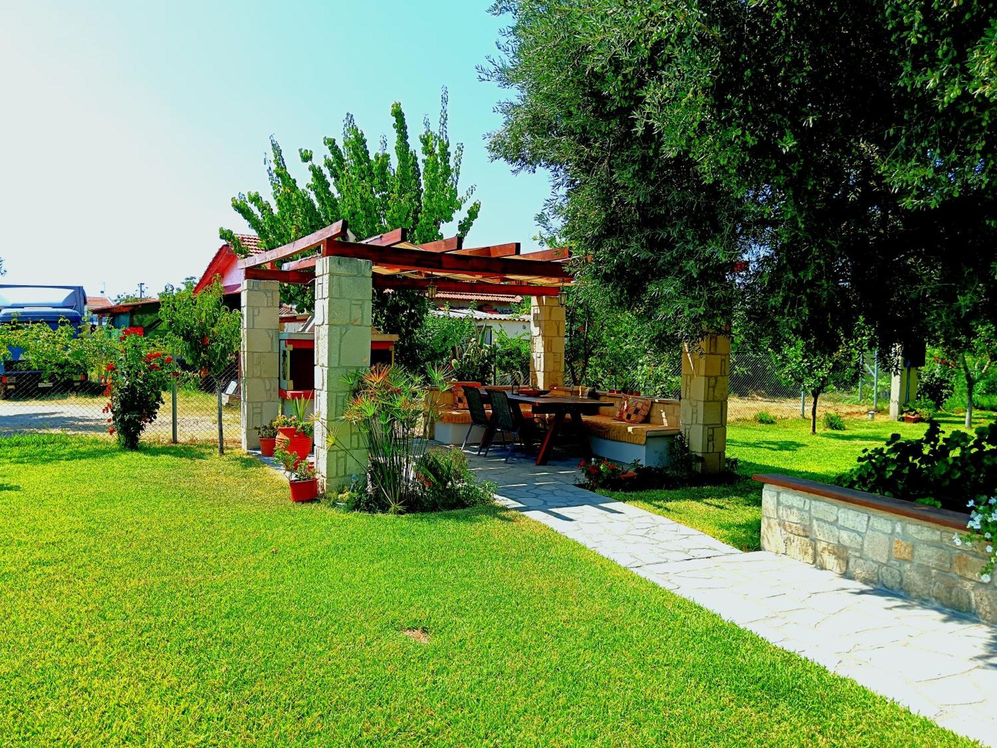 Giorgos Apartments Σκάλα Φούρκας Εξωτερικό φωτογραφία