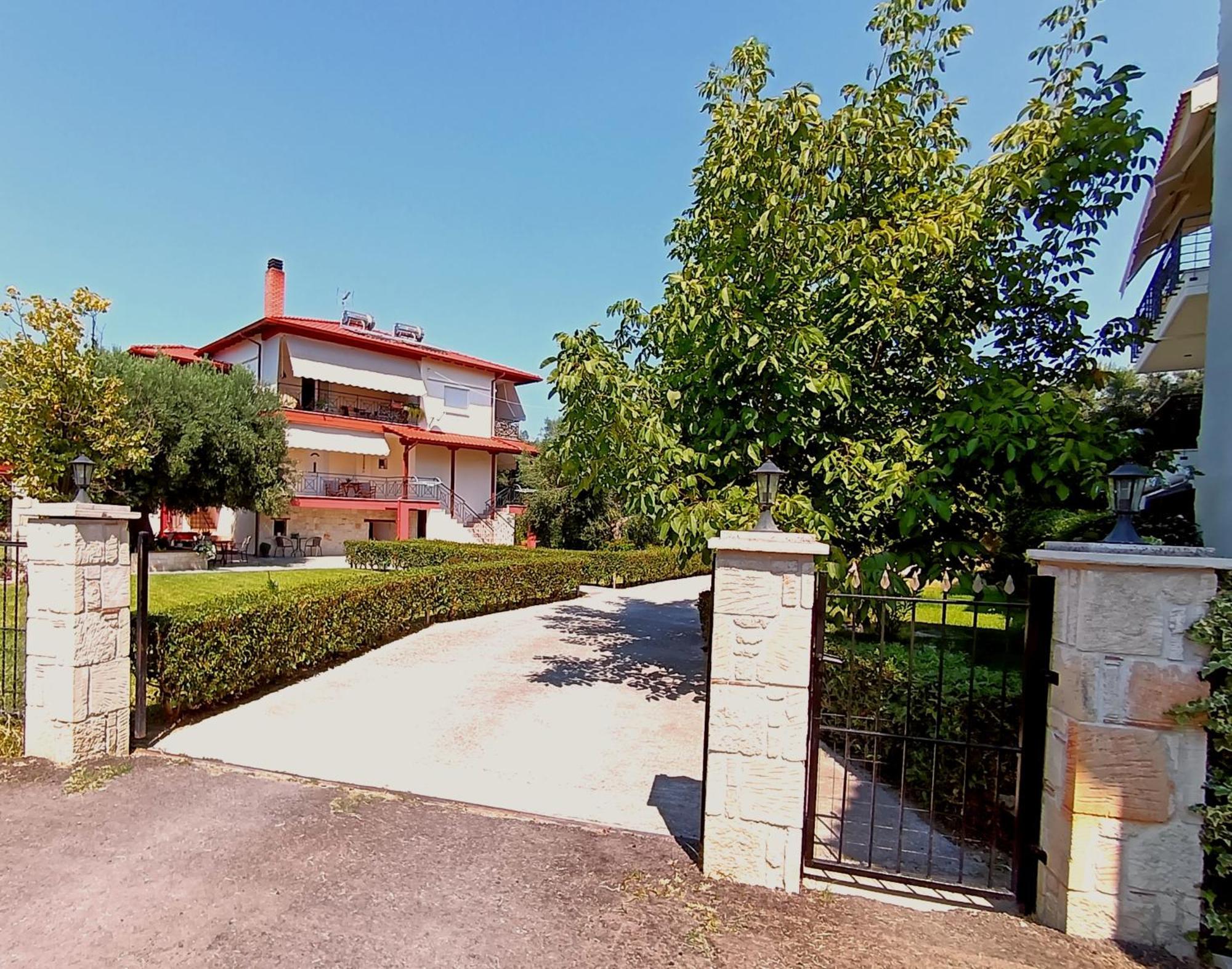 Giorgos Apartments Σκάλα Φούρκας Εξωτερικό φωτογραφία